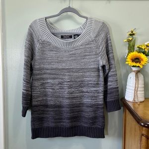 🆕 Crystal Kobe Women’s Gray Sweater Size Medium #233